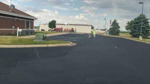 Best Driveway Crack Filling  in New Middletown, OH